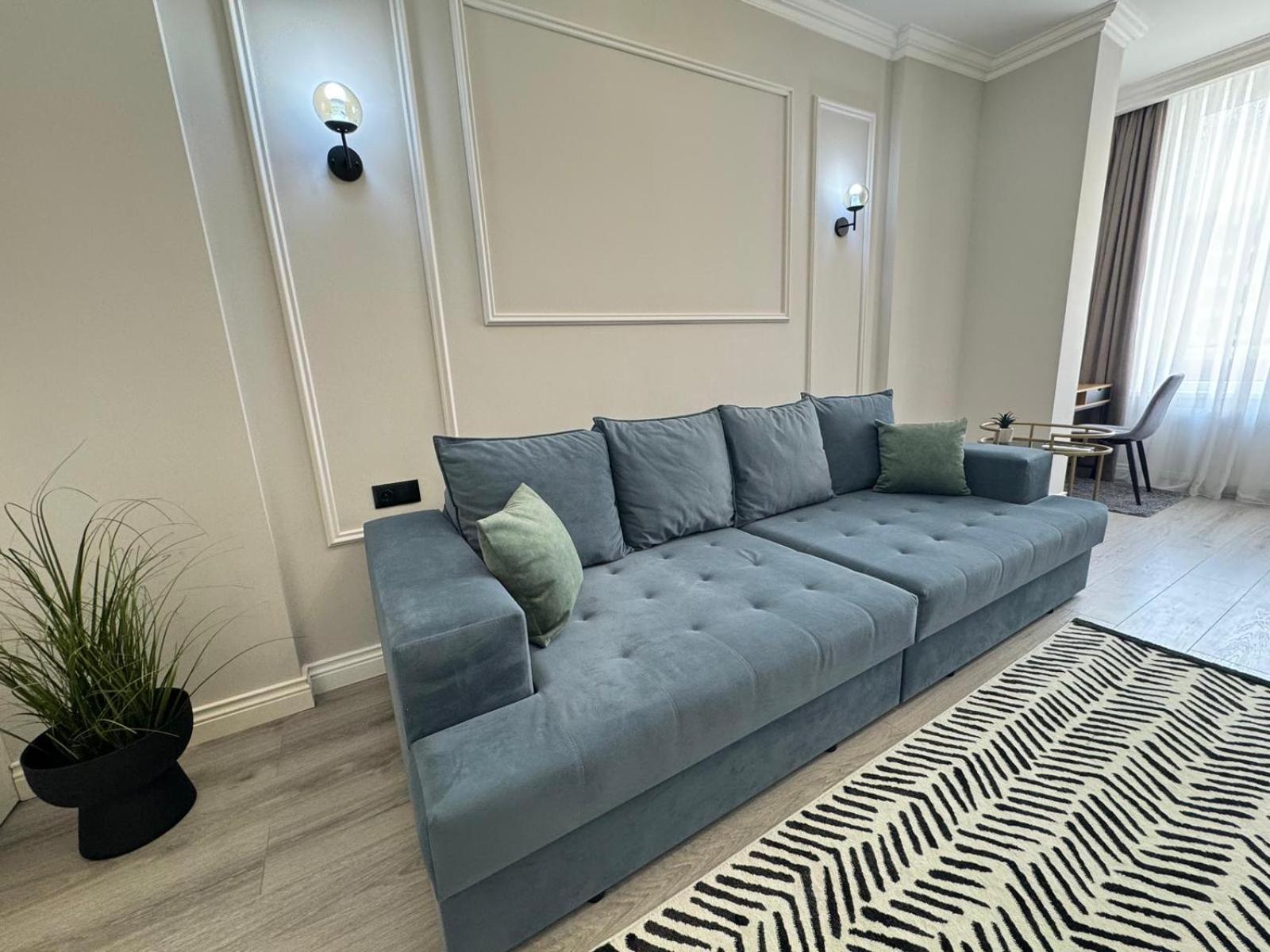 Two Bedroom Apartment In The Center, With Parking, Address Avram Iancu 32 Kişinev Dış mekan fotoğraf