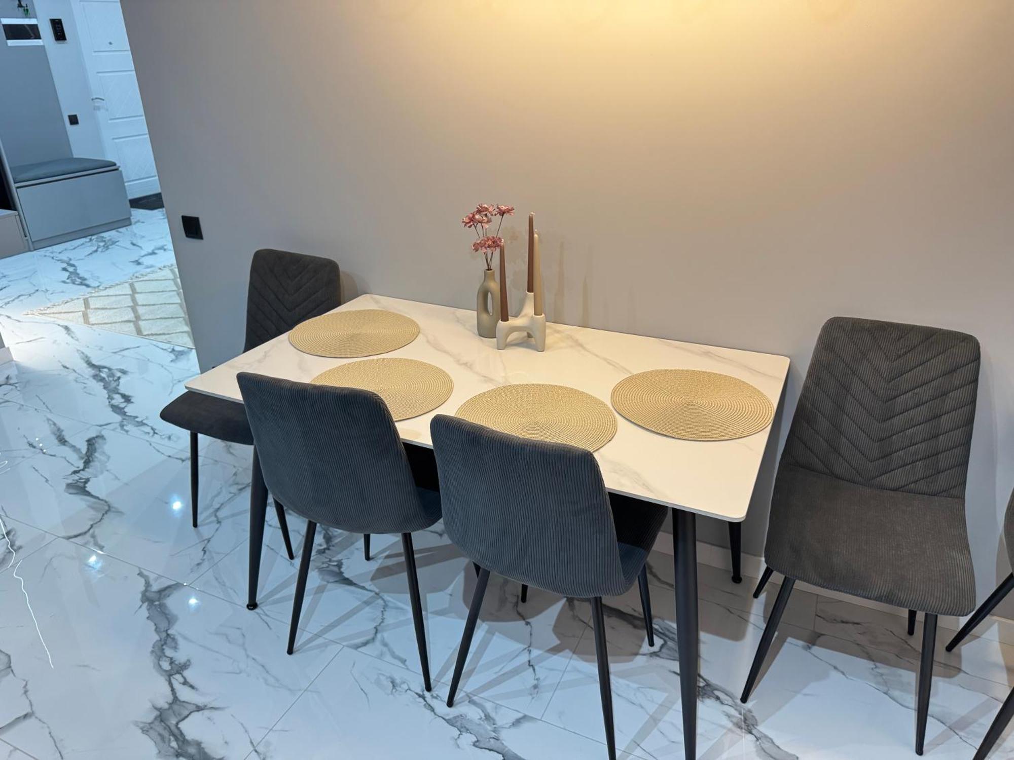 Two Bedroom Apartment In The Center, With Parking, Address Avram Iancu 32 Kişinev Dış mekan fotoğraf